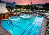  Vacation Hub International | Jumeirah Creekside Hotel Facilities