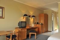  Vacation Hub International | Safari Lodge Hotel & Convention Centre Facilities