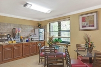  Vacation Hub International | Days Inn Brooklyn Facilities
