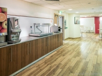  Vacation Hub International | Travelodge Edinburgh Learmonth Facilities