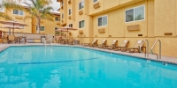  Vacation Hub International | Holiday Inn Express San Luis Obispo Facilities