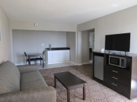  Vacation Hub International | Quality Inn & Suites Kissimmee By The Lake Facilities