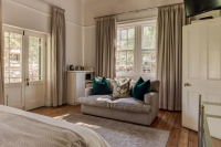  Vacation Hub International | Lemoenfontein Game Lodge Facilities