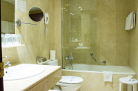  Vacation Hub International | Hotel Atlantis by Atbcn Facilities