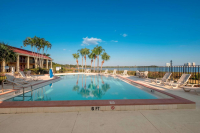  Vacation Hub International | Red Roof Inn Ft Myers Facilities