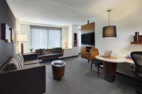  Vacation Hub International | Parker New York Facilities