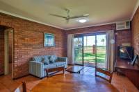  Vacation Hub International | Bayside Holiday Apartments Facilities
