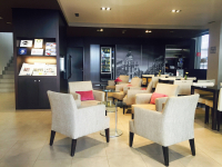  Vacation Hub International | Suites Viena Plaza de España Facilities