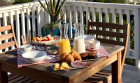 Vacation Hub International | The Cove Guesthouse Facilities