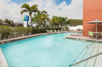  Vacation Hub International | Holiday Inn Express & Suites Nearest Universal Orlando Facilities