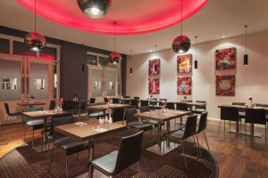  Vacation Hub International | Ramada by Wyndham Belfast Facilities