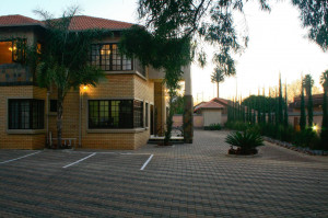  Vacation Hub International | Eco Park Lodge Facilities