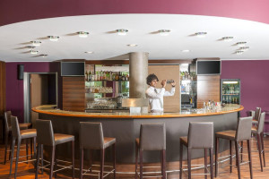  Vacation Hub International | NH Koeln Altstadt Facilities