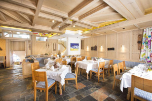  Vacation Hub International | Hotel Glemmtalerhof - Neighbouring Building Of The Pension Facilities