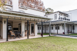 Vacation Hub International | Treetops Retreat Facilities