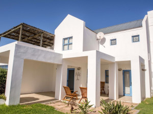  Vacation Hub International | La Kruger Blue Facilities