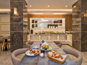  Vacation Hub International | Golden Royal Hotel Facilities