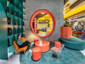  Vacation Hub International | The Social Hub Vienna Facilities