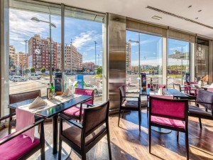  Vacation Hub International | Senator Parque Central Hotel Facilities