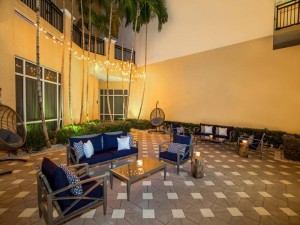  Vacation Hub International | Courtyard Miami Dadeland Facilities