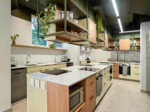  Vacation Hub International | Neighbourgood East City Facilities