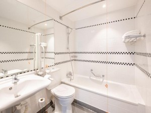  Vacation Hub International | Holiday Inn Leicester City, an IHG Hotel Facilities