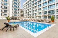  Vacation Hub International | Golden Sands 5 Hotel Apartments Food