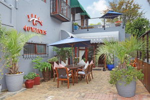  Vacation Hub International | 40 Winks Guest House Green Point Food