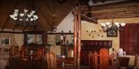  Vacation Hub International | Hornbill Lodge and Legends Food