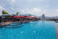  Vacation Hub International | The Charm Resort Phuket Food