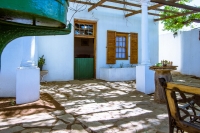  Vacation Hub International | The Barracks Food