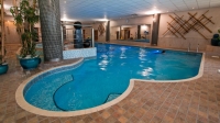  Vacation Hub International | Suites Hotel Knowsley Food