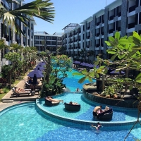  Vacation Hub International | Courtyard by Marriott Bali Seminyak Hotel Food