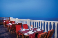  Vacation Hub International | Crowne Plaza Antalya Food