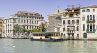 Vacation Hub International | Al Canal Regio Food
