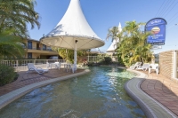  Vacation Hub International | Comfort Inn All Seasons Food