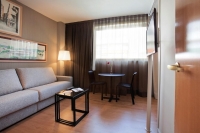  Vacation Hub International | Aparthotel Atenea Food