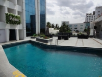  Vacation Hub International | Clarion Hotel President Food
