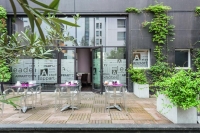  Vacation Hub International | Appart'City Confort Paris Grande Bibliothèque Food