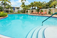  Vacation Hub International | Fairfield Inn & Suites Key West Key Collection Food