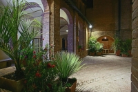  Vacation Hub International | IL Chiostro del Carmine Food