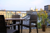  Vacation Hub International | City Center Rooms & Apartments Food