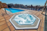  Vacation Hub International | Sunotel Aston Food