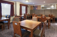  Vacation Hub International | Holiday Inn Express Leeds - East Food