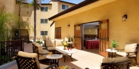  Vacation Hub International | Holiday Inn Express San Luis Obispo Food
