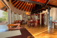  Vacation Hub International | Mvuradona Safari Lodge Food