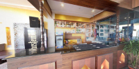  Vacation Hub International | Mirage Lords Inn Food