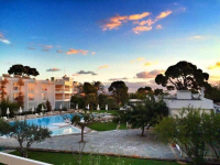  Vacation Hub International | Marathon Beach Resort Food