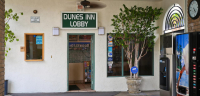 Vacation Hub International | Dunes Inn - Sunset Food