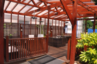  Vacation Hub International | Holiday Inn Express Poole Food